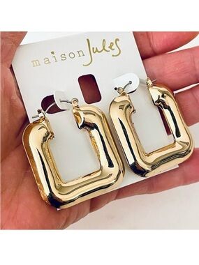 NWT Gorgeous Maison Jules gold-tone metal puffer square  hoop earrings